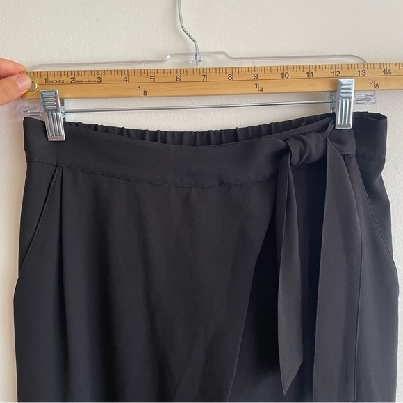 St. John crepe tie wrap bow crepe pants pull on black size 2 office luxury solid - Picture 6 of 13